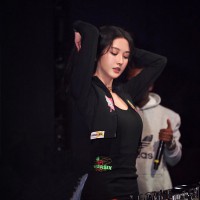 安徽DJ驾驭音乐舞台，点亮音乐人生